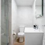 Hostwise - Modern Flat With A *