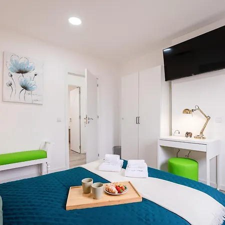 Hostwise - Modern Flat With A Apartment São Mamede de Infesta