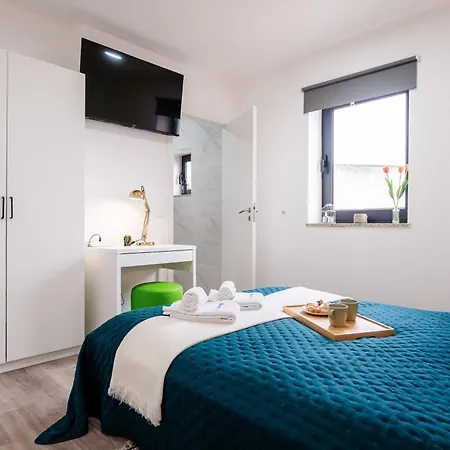 Hostwise - Modern Flat With A * São Mamede de Infesta