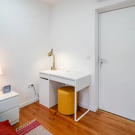 Lejlighed Hostwise - Modern Flat With A São Mamede de Infesta