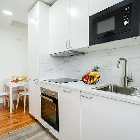 Hostwise - Modern Flat With A * São Mamede de Infesta