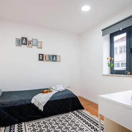 Hostwise - Modern Flat With A * São Mamede de Infesta