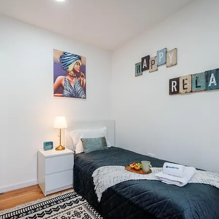 Hostwise - Modern Flat With A Appartamento São Mamede de Infesta