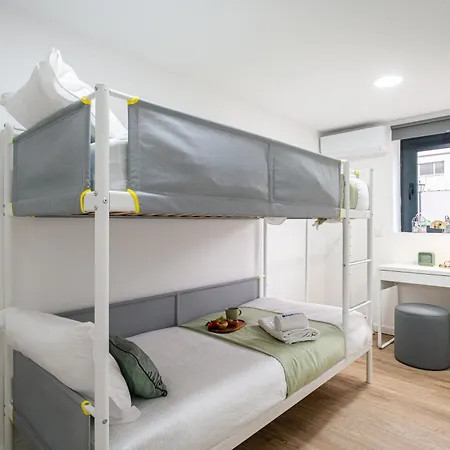 Appartamento Hostwise - Modern Flat With A São Mamede de Infesta