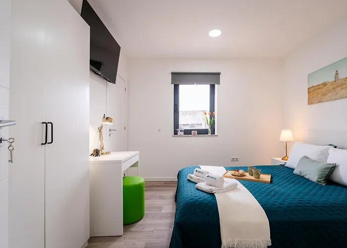 Hostwise - Modern Flat With A 아파트 *