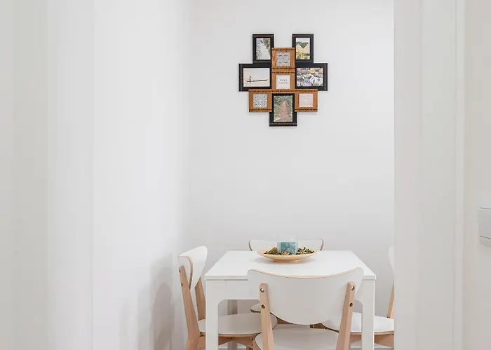 아파트 Hostwise - Modern Flat With A *