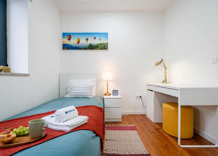 Hostwise - Modern Flat With A *