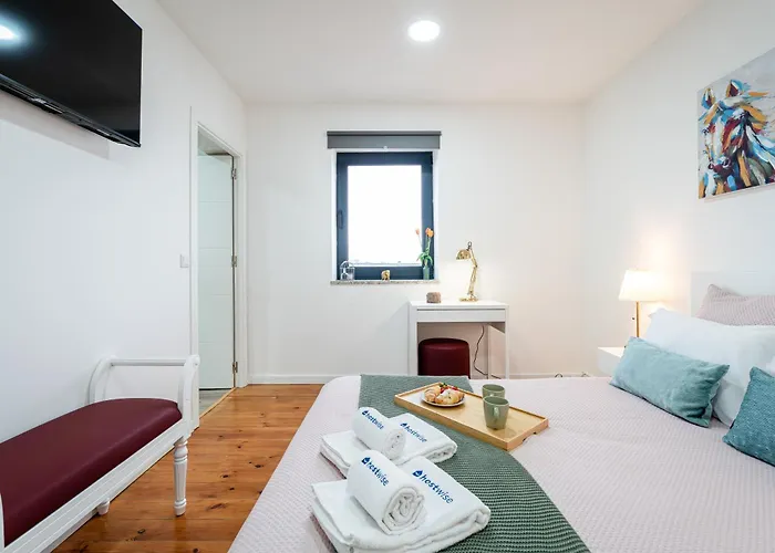 아파트 Hostwise - Modern Flat With A