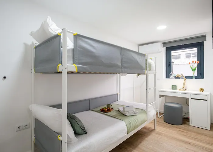 아파트 Hostwise - Modern Flat With A 사오마메데데인페스타