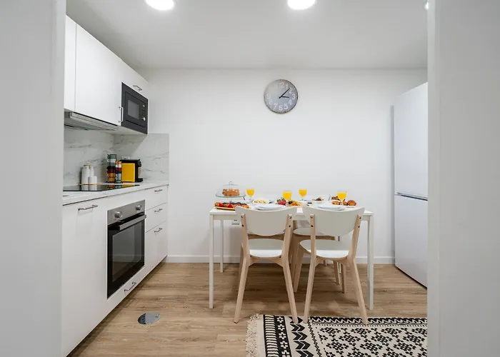 Hostwise - Modern Flat With A * 사오마메데데인페스타