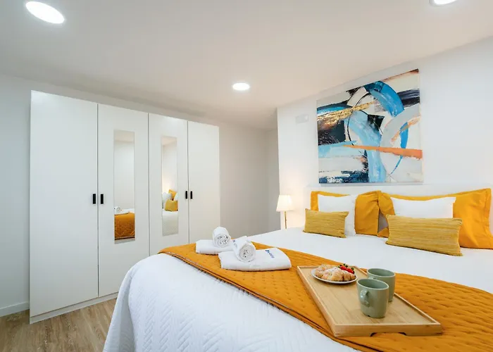 아파트 Hostwise - Modern Flat With A 사오마메데데인페스타