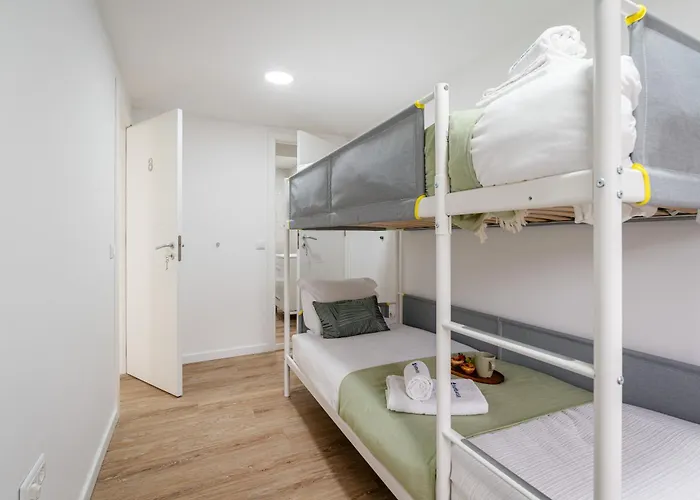 Hostwise - Modern Flat With A 아파트 사오마메데데인페스타