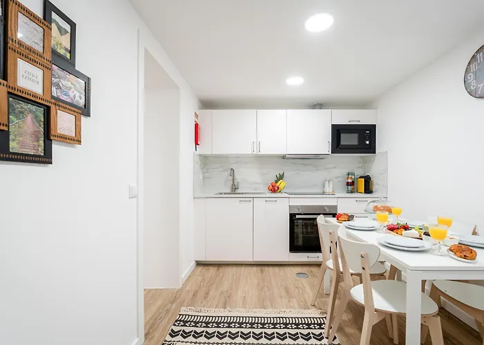 Hostwise - Modern Flat With A 사오마메데데인페스타